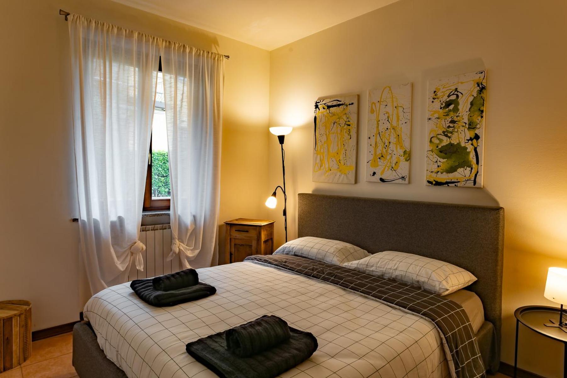 Appartamento Casa Paris Sale Marasino Esterno foto